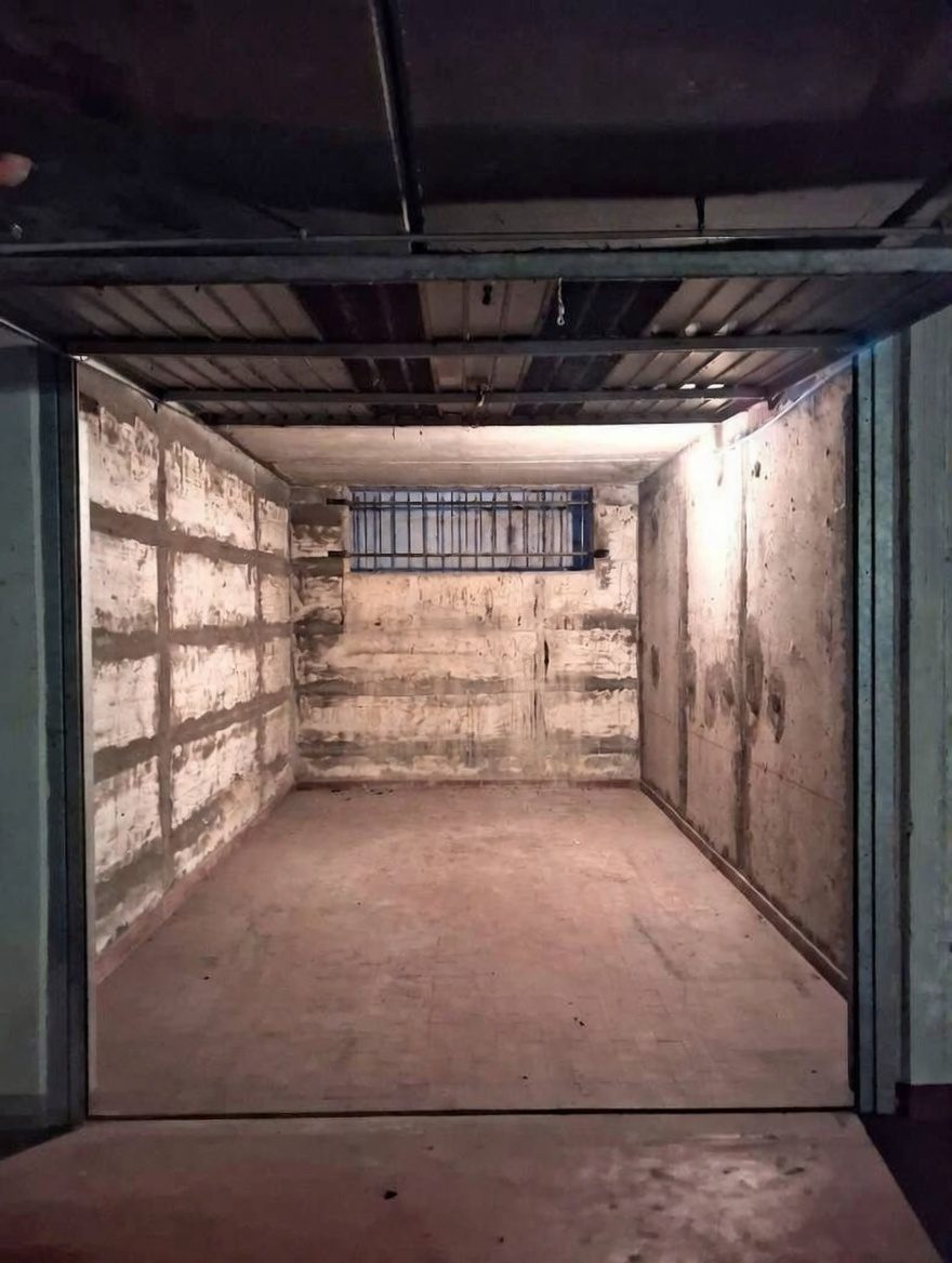  - Garage in vendita a Lainate