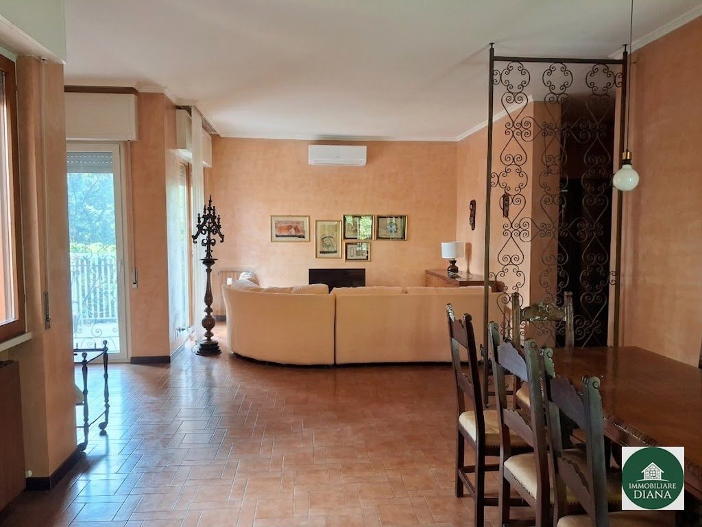 Foto anteprima