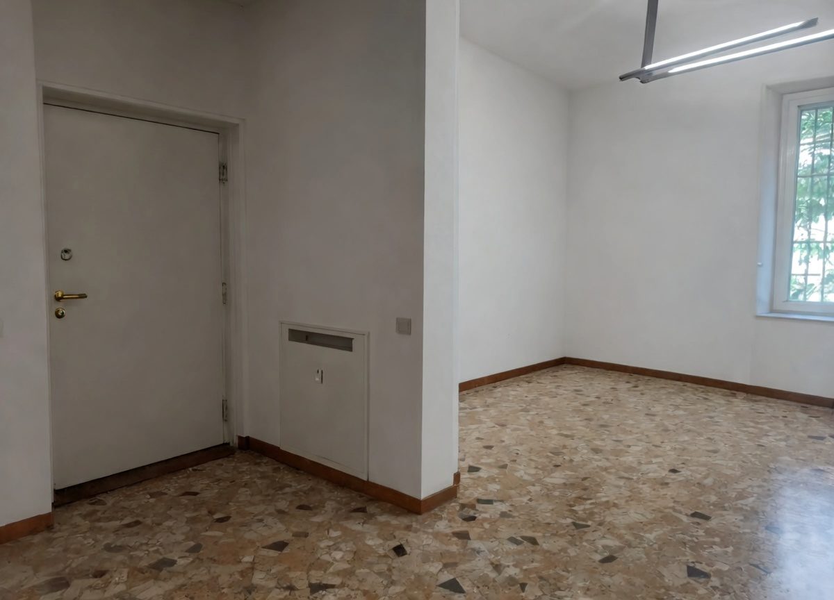 UFFICIO - UFFICIO MQ 129 Via Freguglia ZONA TRIBUNALE
