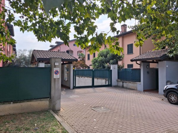 Appartamento in Vendita CON  GRANDE TERRAZZO