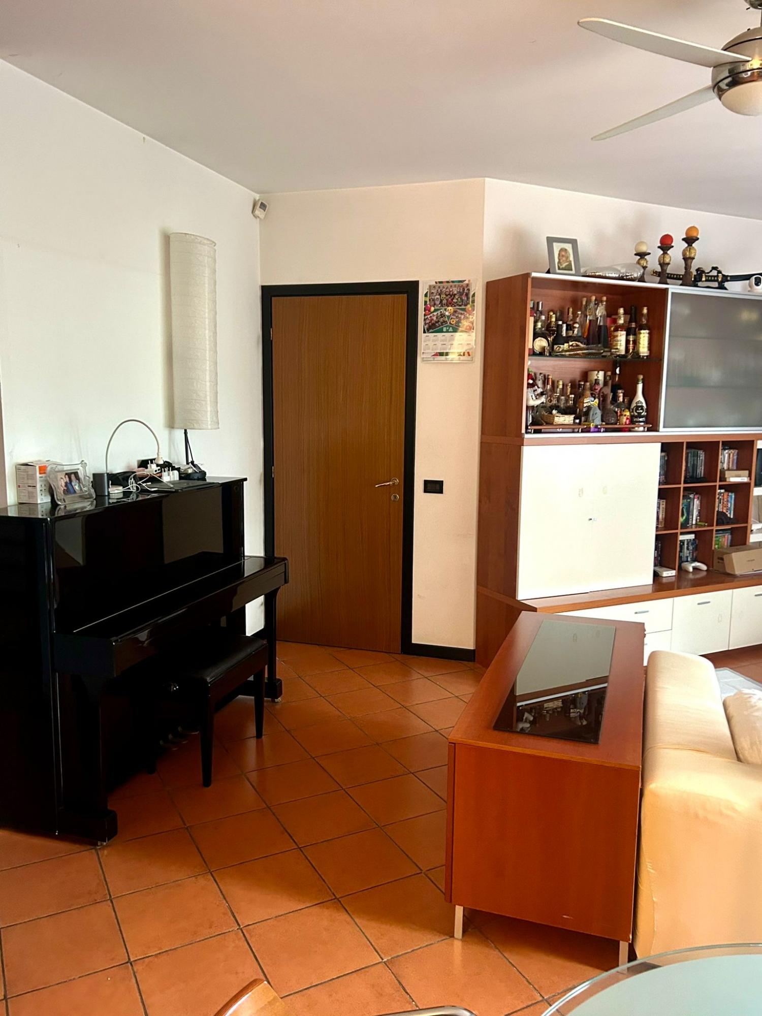  - Lainate Cascina Grancia  PRESTIGIOSO 4 LOCALI  MQ 200