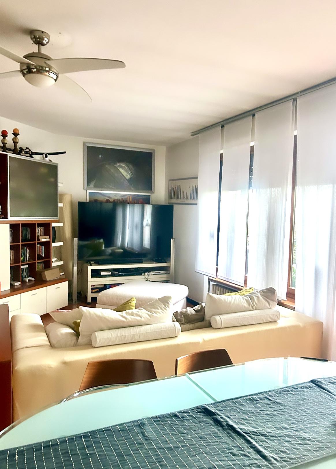  - Lainate Cascina Grancia  PRESTIGIOSO 4 LOCALI  MQ 200